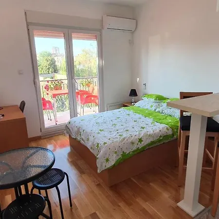 Apartment Julija Pancevo